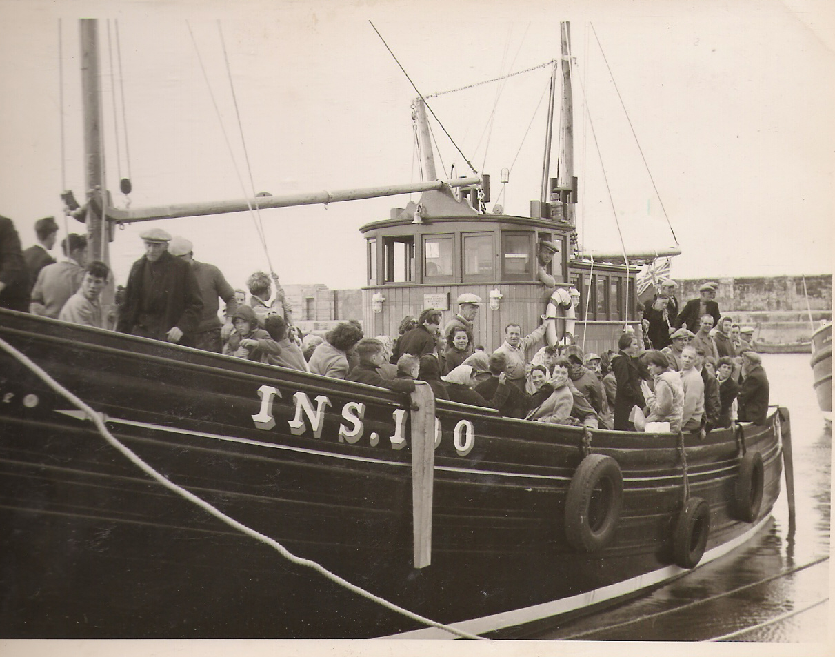 1959 - June Rose INS 190 trial trip- Skipper Willie Ralph (Doo)