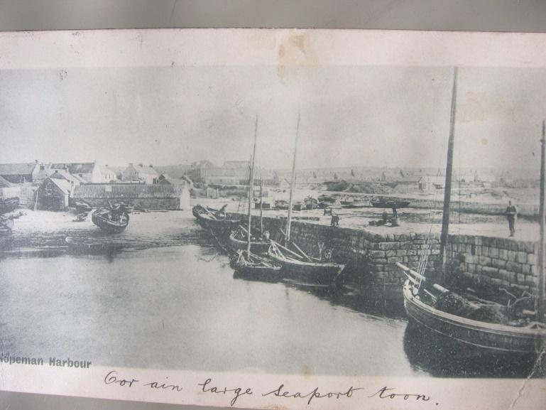 1900- Hopeman east harbour
